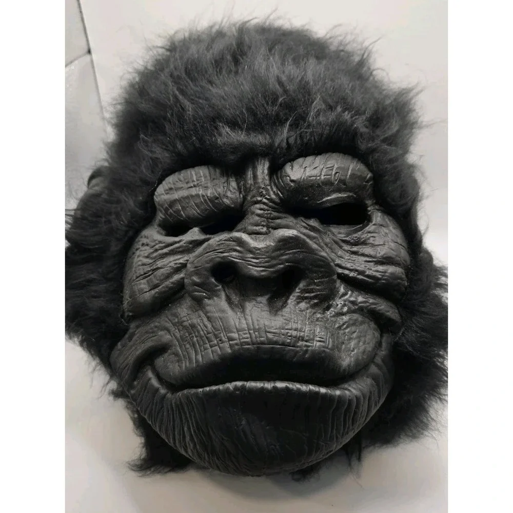 VINTAGE GORILLA APE MASK HALLOWEEN COSTUME PROP FULL HEAD FURRY PRIMATE ADULT - Picture 1 of 6
